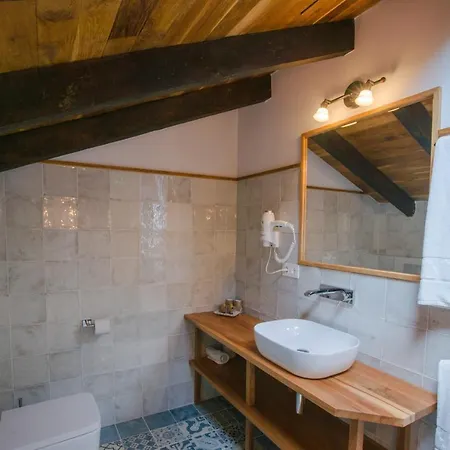 Condado De La Mota Inn *