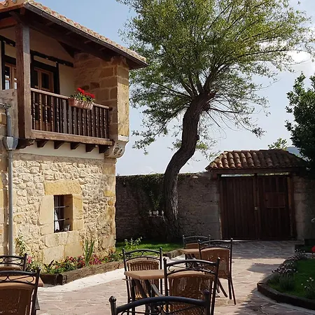 Condado De La Mota Inn