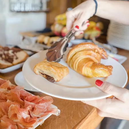 Condado De La Mota *