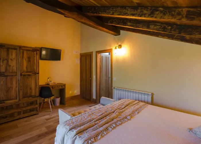 Condado De La Mota 모그로