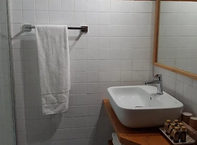 Condado De La Mota 모그로