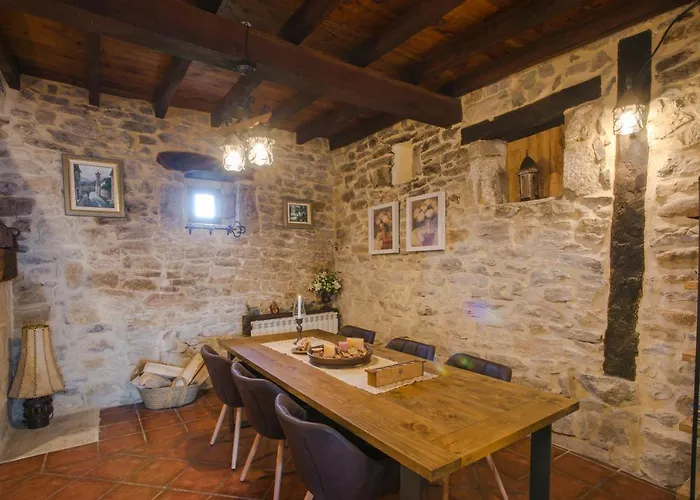 Condado De La Mota Mogro