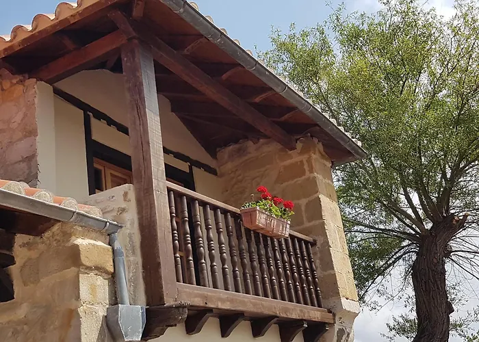 Condado De La Mota Herberg Mogro