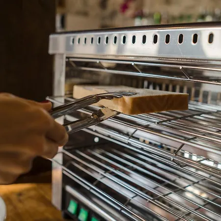 Inn Condado De La Mota *