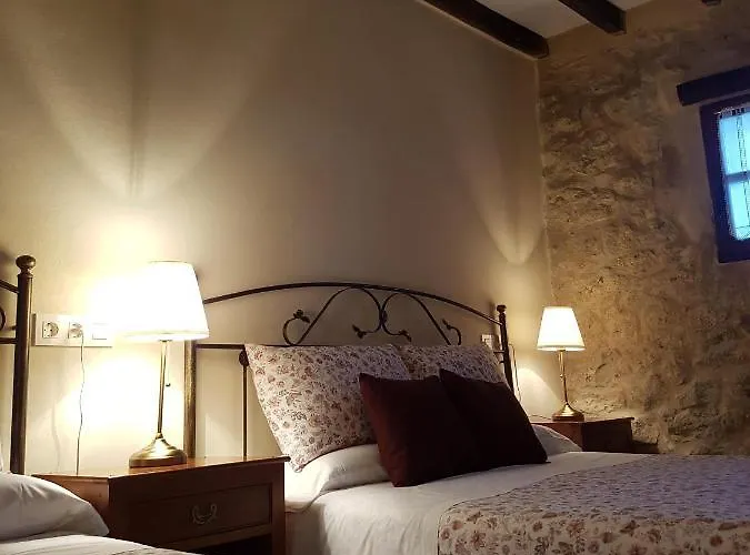 Inn Condado De La Mota *