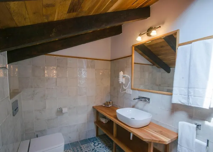 Condado De La Mota Inn *